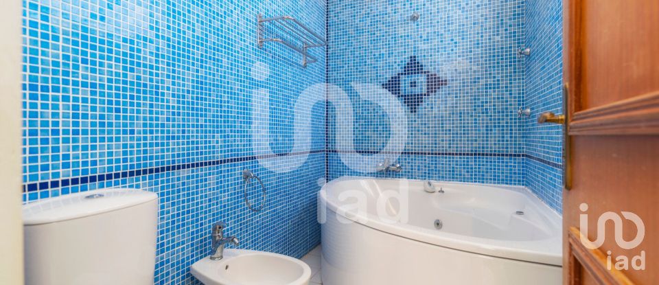 Moradia T6 em Albufeira e Olhos de Água de 375 m²