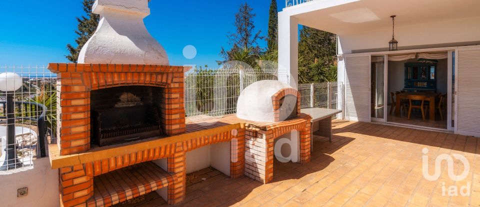 Moradia T6 em Albufeira e Olhos de Água de 375 m²