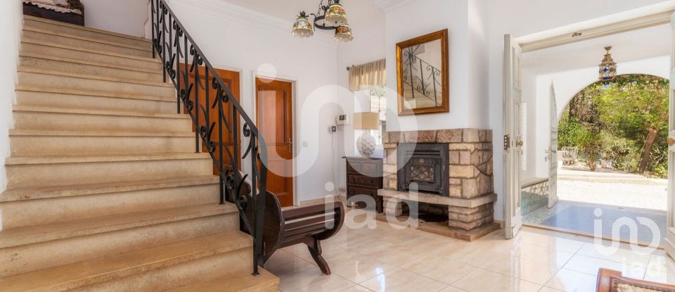 Moradia T6 em Albufeira e Olhos de Água de 375 m²