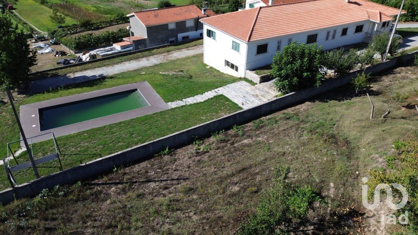 Country home T4 in Vila Marim of 600 m²