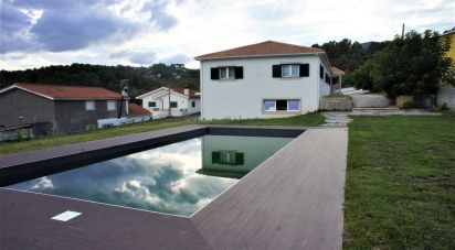 Maison de campagne T4 à Vila Marim de 600 m²