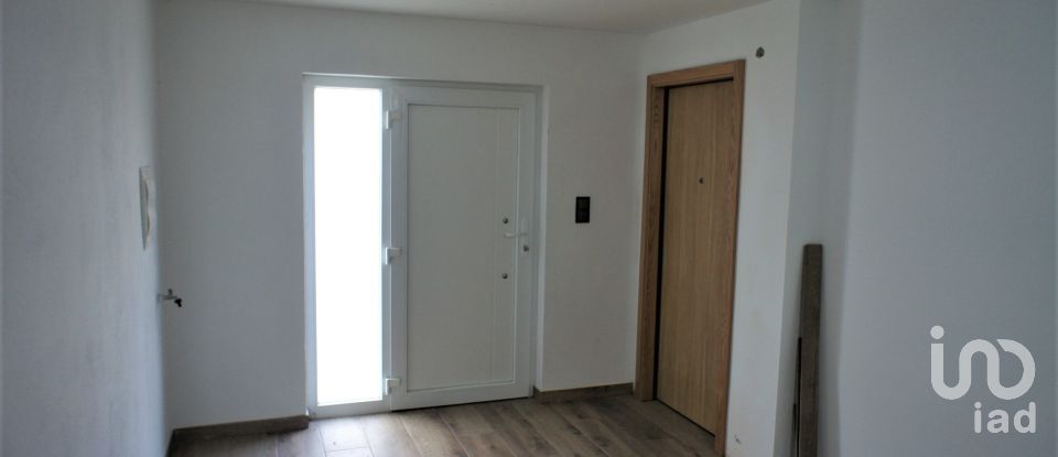 Country home T4 in Vila Marim of 600 m²