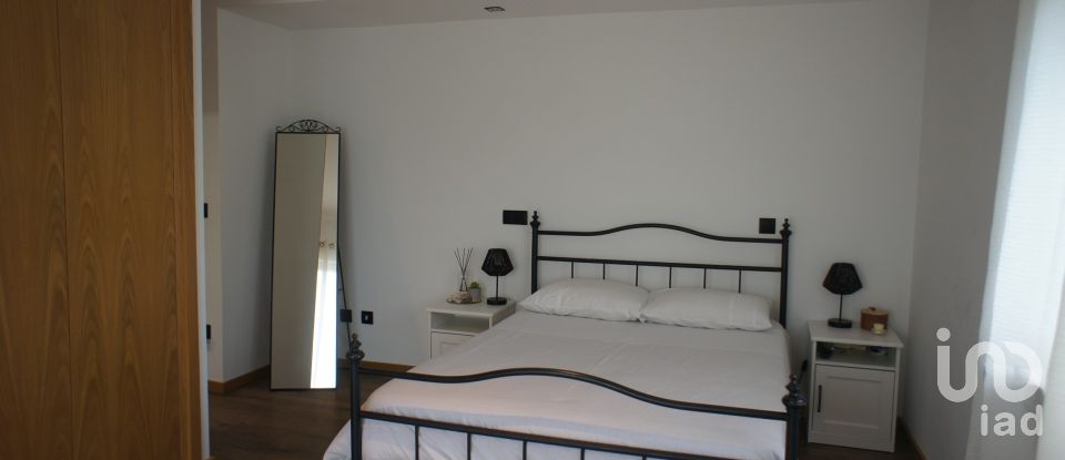 Country home T4 in Vila Marim of 600 m²