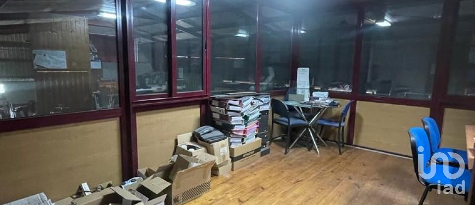 Pavilion T0 in Vila Marim of 370 m²