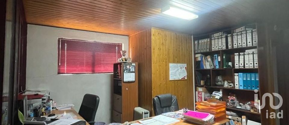 Pavilion T0 in Vila Marim of 370 m²