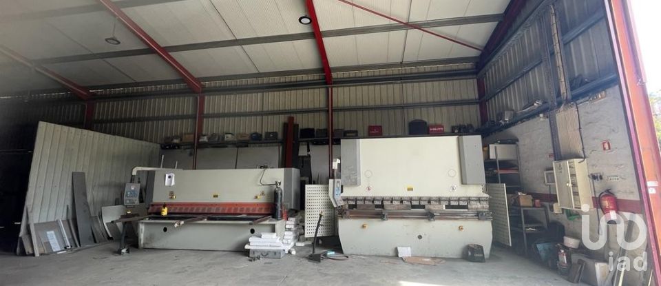 Pavilion T0 in Vila Marim of 370 m²