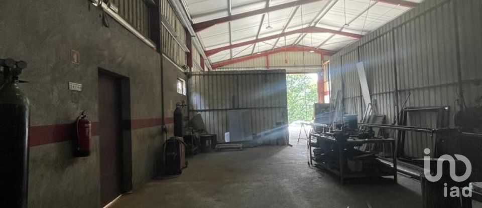 Pavilion T0 in Vila Marim of 370 m²