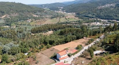 Terrain à Góis de 950 m²