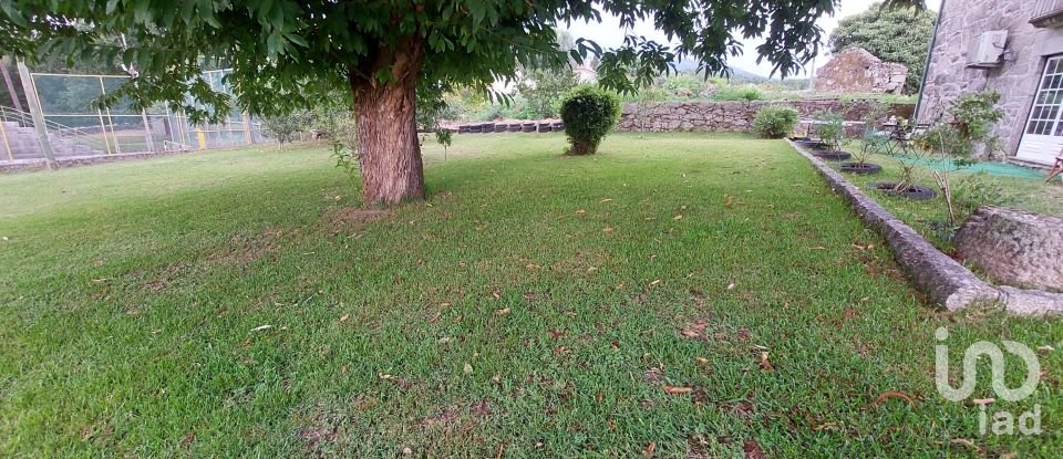 Ferme T2 à Couto de 174 m²