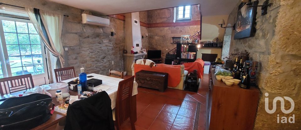 Ferme T2 à Couto de 174 m²