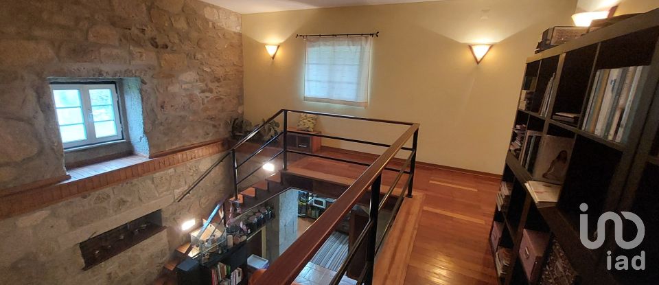 Ferme T2 à Couto de 174 m²