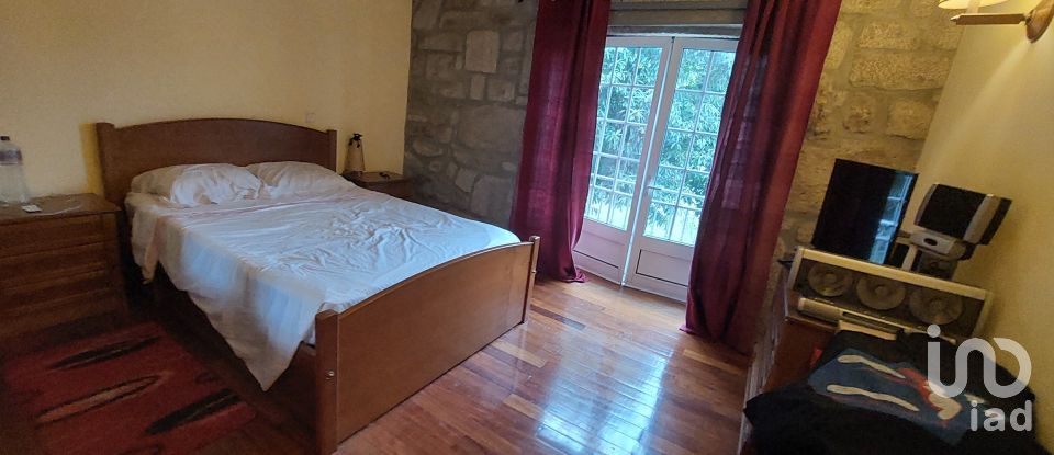 Ferme T2 à Couto de 174 m²