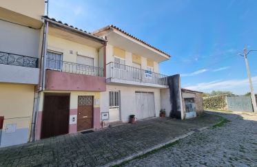 Casa T3 em Açores e Velosa de 95 m²