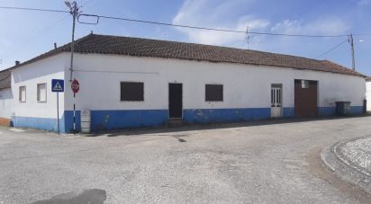 House T3 in Arrouquelas of 437 m²