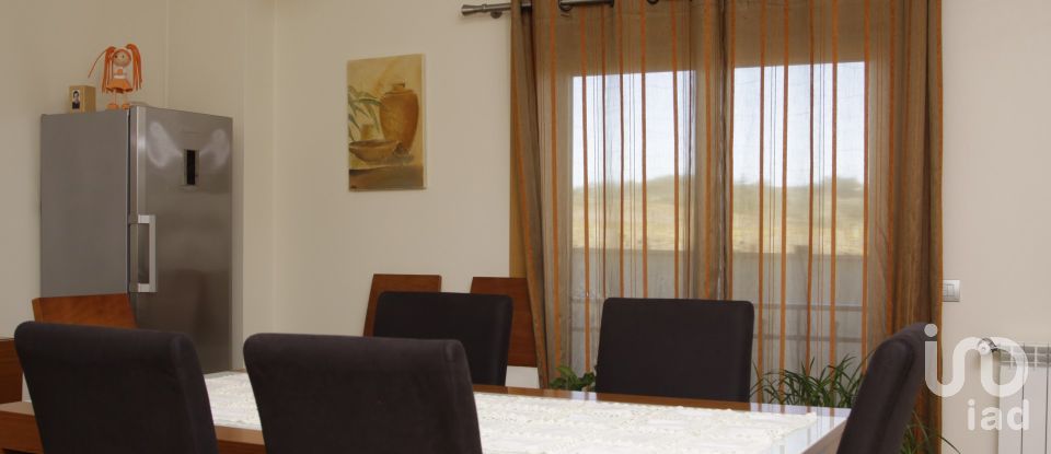 Casa tradicional T4 em Lamas de 578 m²