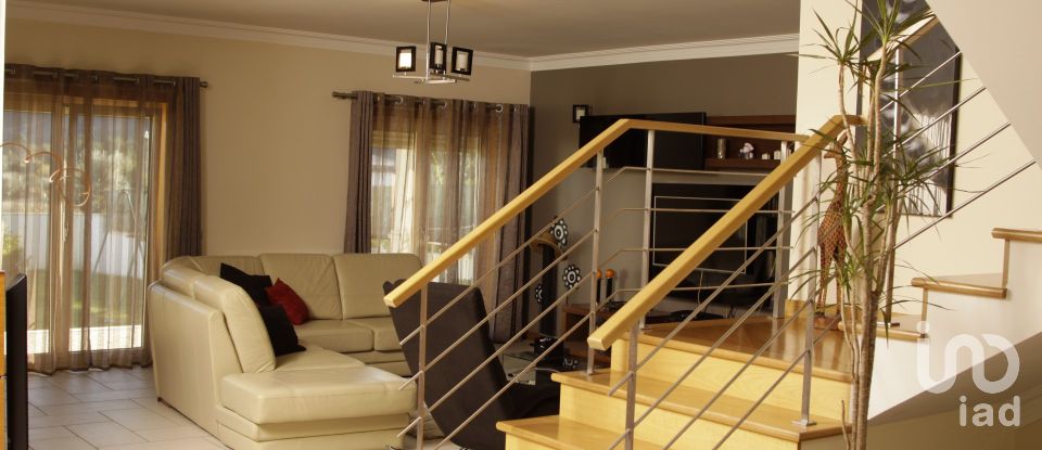 Casa tradicional T4 em Lamas de 578 m²