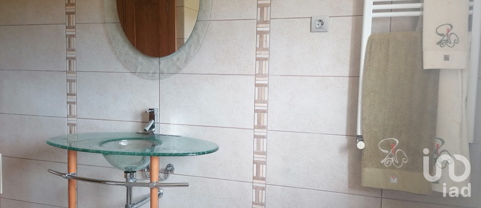 Casa tradicional T4 em Lamas de 578 m²