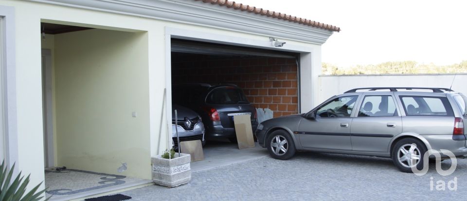 Casa tradicional T4 em Lamas de 578 m²