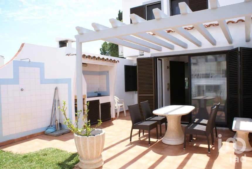 House T3 in Quarteira of 128 m²