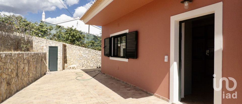 Maison de campagne T3 à Vila Nova de Cacela de 195 m²
