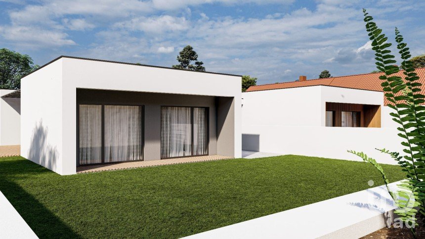House T3 in Branca of 204 m²