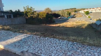 Terrain à Nossa Senhora da Conceição e São Bartolomeu de 567 m²