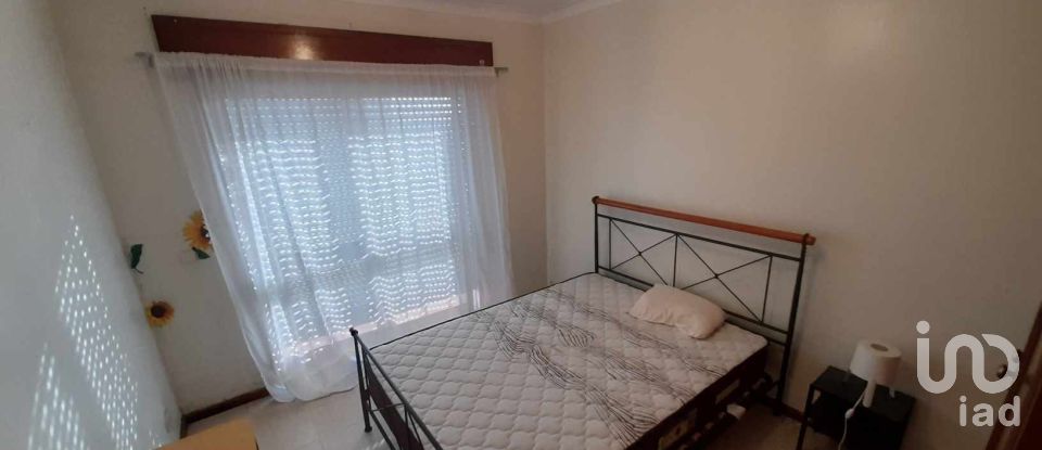 Apartment T3 in Vila e Roussas of 138 m²