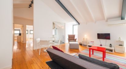 Apartment T2 in Misericórdia of 128 m²