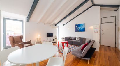 Apartment T2 in Misericórdia of 128 m²