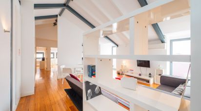 Apartment T2 in Misericórdia of 128 m²