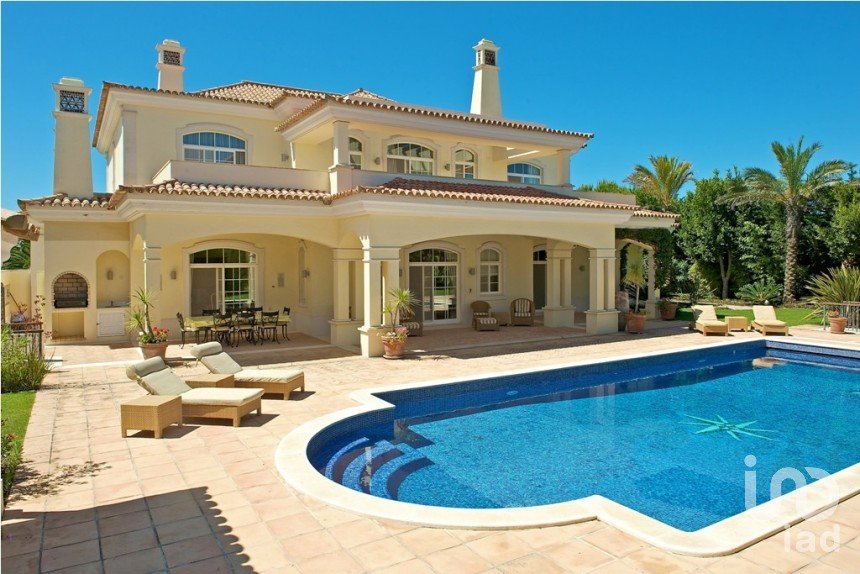 House T5 in Almancil of 695 m²