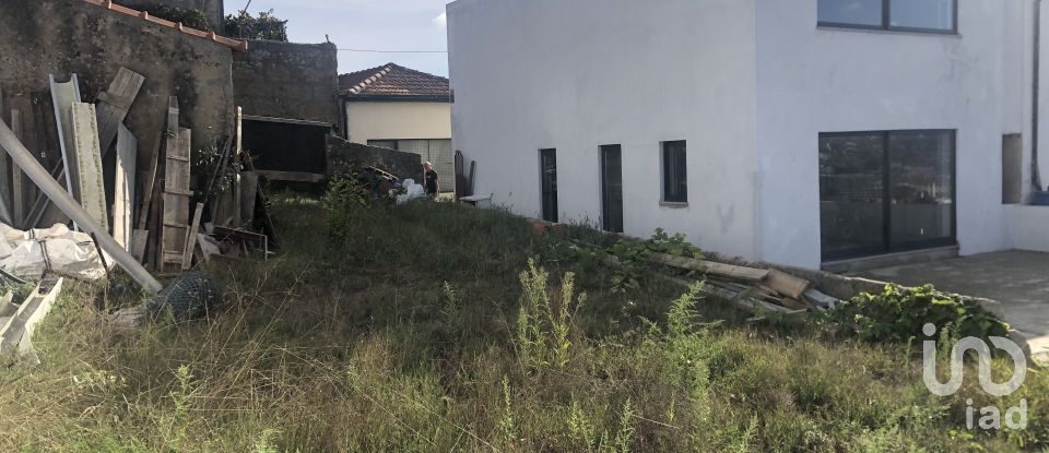 Lodge T4 in Gondomar (São Cosme), Valbom e Jovim of 250 m²