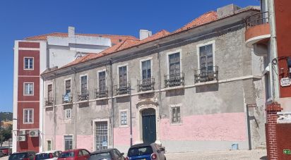 Block of flats in Setúbal (São Sebastião) of 1,576 m²