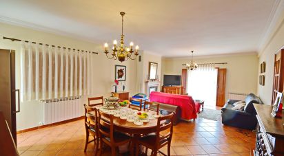 Maison T3 à Fernão Ferro de 205 m²