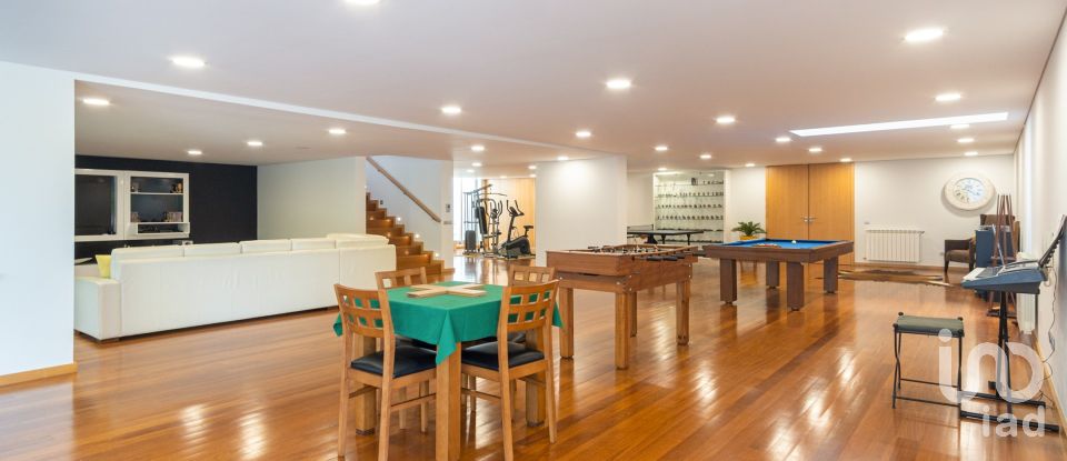 Herdade T6 em Eixo e Eirol de 950 m²