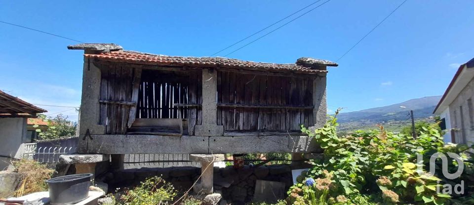 Moradia T4 em Paderne de 349 m²