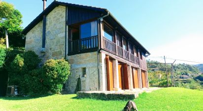 Maison rustique T5 à Vilela, Seramil E Paredes Secas de 232 m²