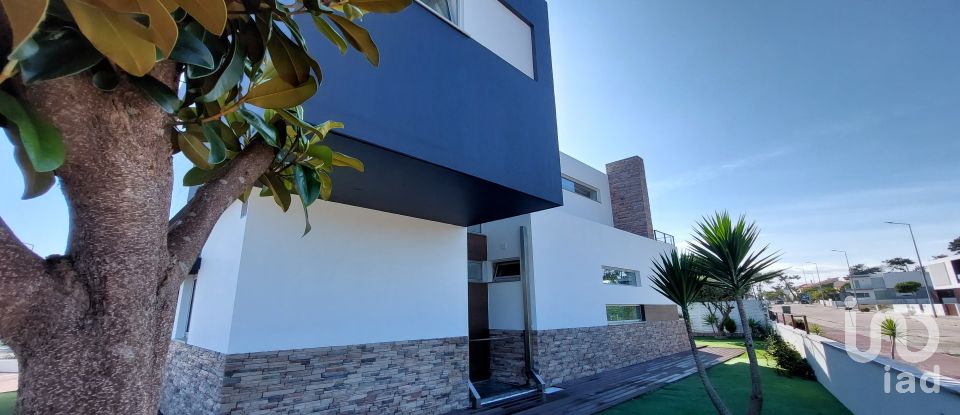 House T4 in Pataias e Martingança of 416 m²
