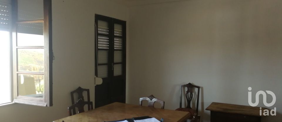 House T4 in Montes da Senhora of 350 m²