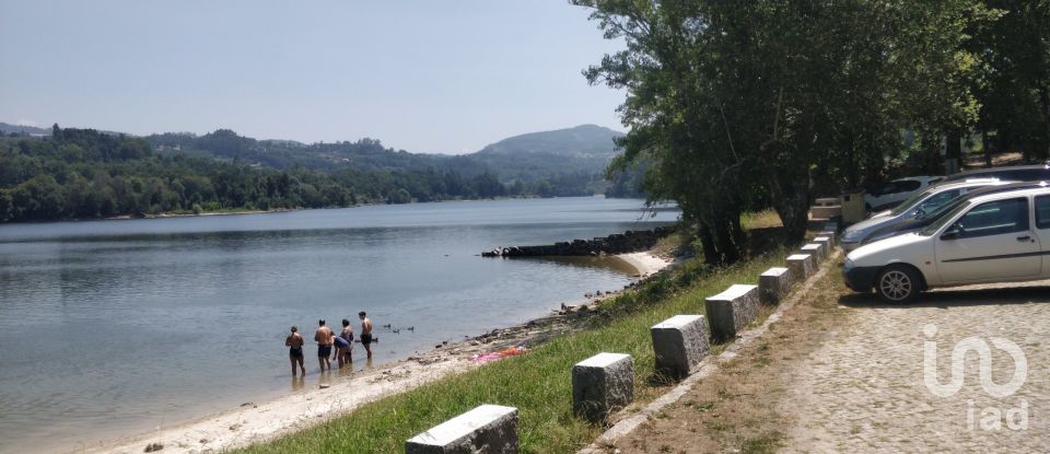 Terreno em Luzim e Vila Cova de 4 900 m²