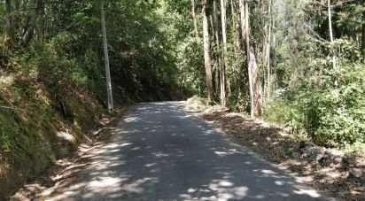 Terrain à Luzim e Vila Cova de 1 234 m²