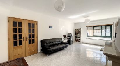 Apartment T2 in Alhos Vedros of 92 m²
