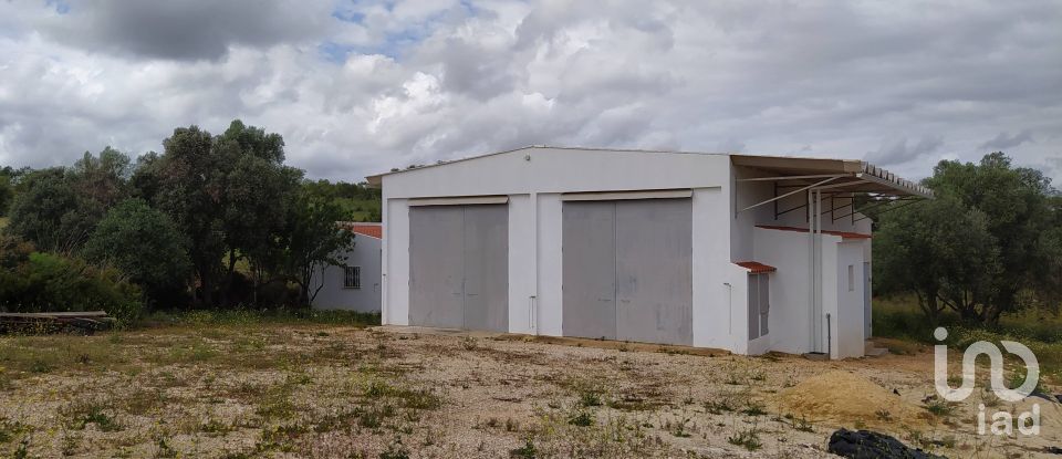 Hangar à Bensafrim e Barão de São João de 2 272 m²