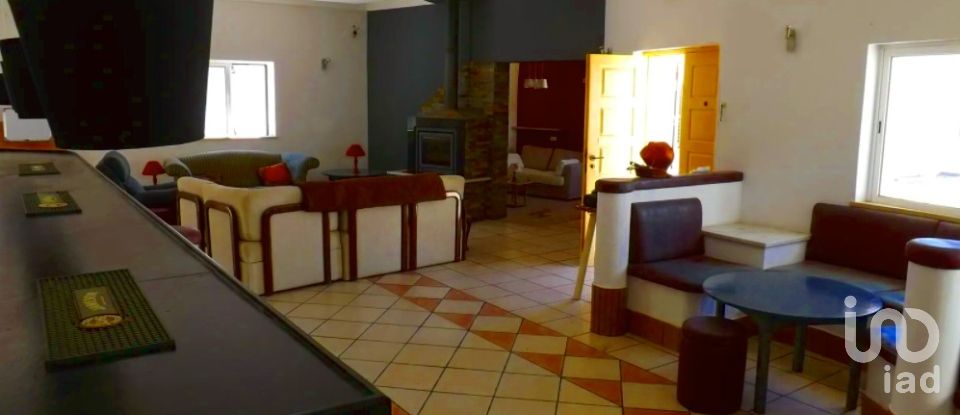 Restaurante em Luz de 490 m²