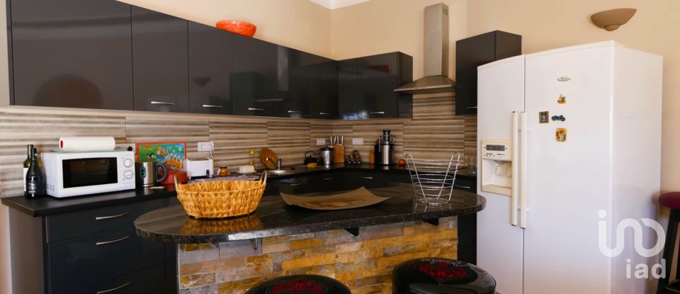 Restaurante em Luz de 490 m²