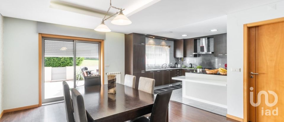 House T4 in Antas of 200 m²