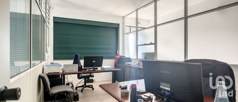 Espaço Comercial em Oliveira De Azeméis, Santiago De Riba-Ul, Ul, Macinhata Da Seixa E Madail de 600 m²