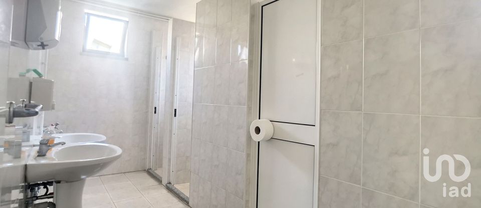 Espaço Comercial em Oliveira De Azeméis, Santiago De Riba-Ul, Ul, Macinhata Da Seixa E Madail de 600 m²