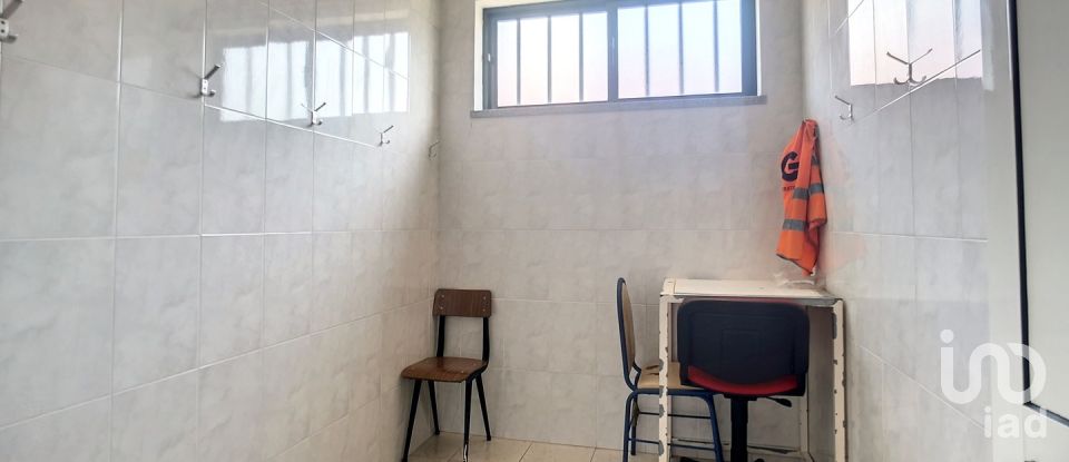 Espaço Comercial em Oliveira De Azeméis, Santiago De Riba-Ul, Ul, Macinhata Da Seixa E Madail de 600 m²