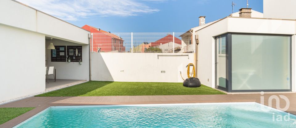 Maison de ville T4 à Ovar, São João, Arada e São Vicente de Pereira Jusã de 330 m²